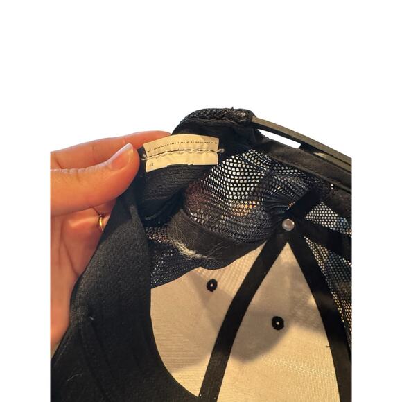 Columbia Sportswear Men’s Trucker Hat Mesh Snapback Cap Black Outdoor Patch Logo - Picture 6 of 6